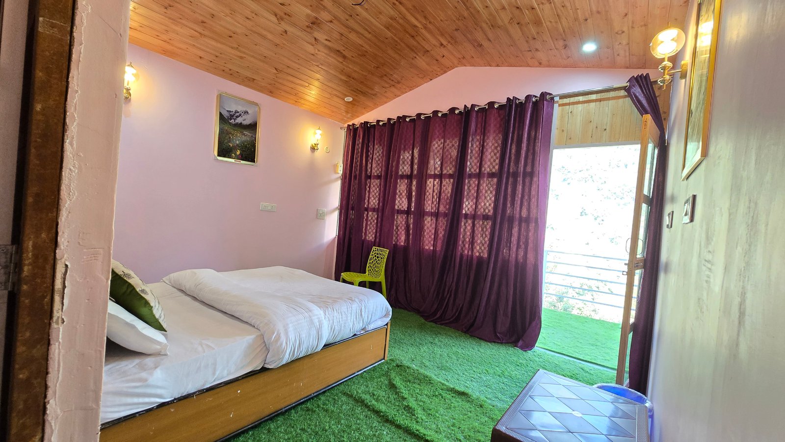 Super Deluxe Room