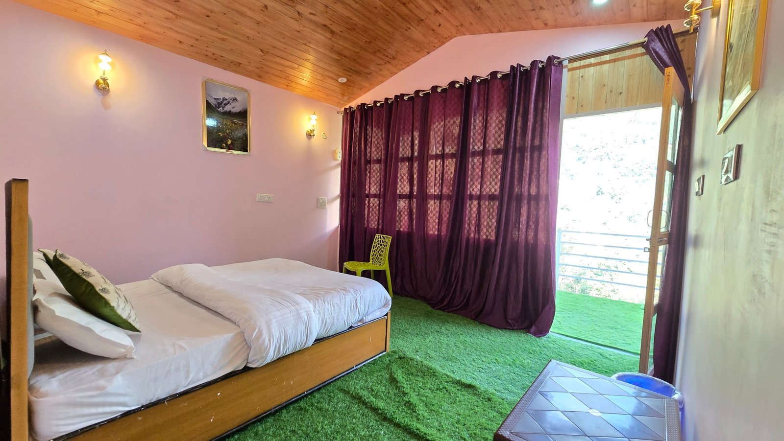 Resort in Chopta Near Tungnath